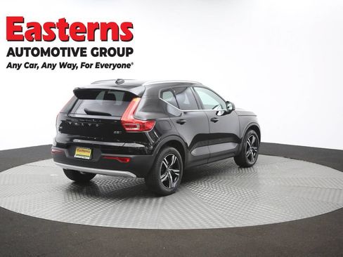 Used 2024 Volvo XC40 B5 Core AWD/4WD image 40