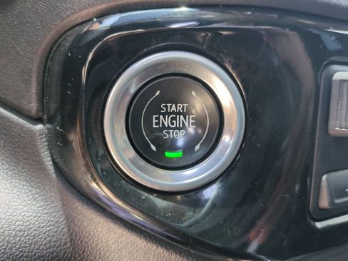 Used 2023 Chevrolet Silverado 1500 RST AWD/4WD image 37