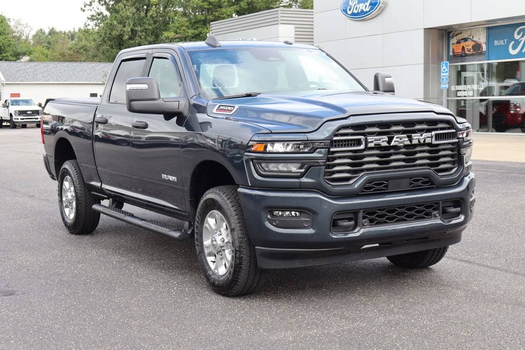 Used 2026 RAM 3500 Big Horn AWD/4WD image 2