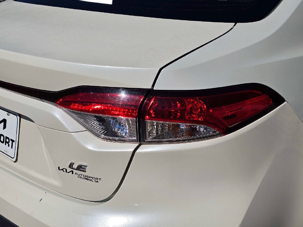 Used 2021 Toyota Corolla LE FWD image 9