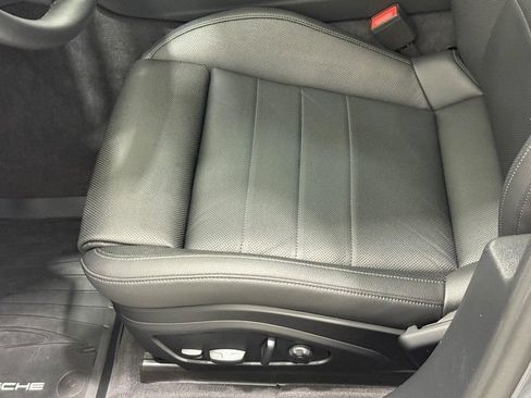 Certified 2025 Porsche Panamera 4 AWD/4WD image 24