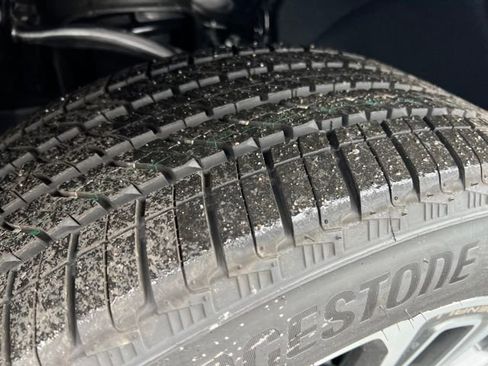 New 2026 GMC Yukon XL Denali w/ Denali Reserve Package image 23