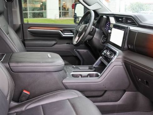 Used 2026 GMC Sierra 2500 Denali w/ Technology Package AWD/4WD image 18