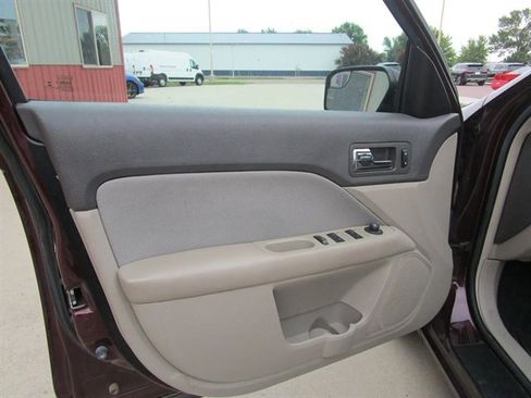 Used 2012 Ford Fusion S FWD image 10