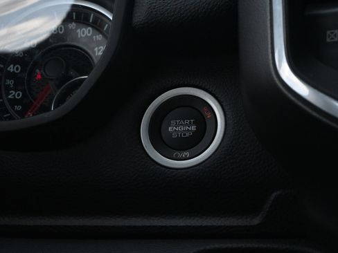 Used 2020 RAM 1500 Laramie w/ Sport Appearance Package AWD/4WD image 15