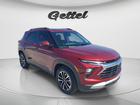 Used 2024 Chevrolet TrailBlazer LT w/ Convenience Package image 3