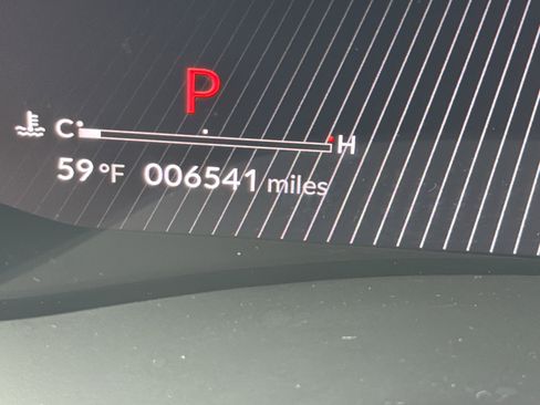 Certified 2025 Acura TLX w/ Technology Package image 22