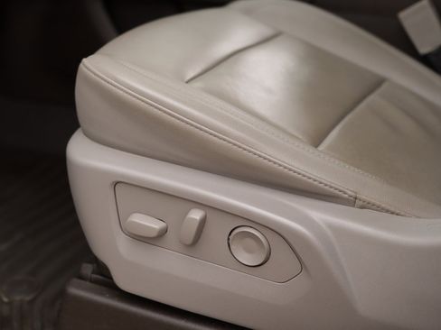 Used 2024 Chevrolet Silverado 1500 LTZ image 23