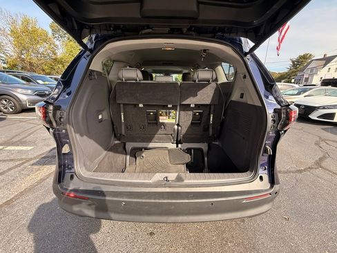 Used 2022 Toyota Sienna XLE image 13