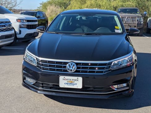 Used 2017 Volkswagen Passat 1.8T SE image 8