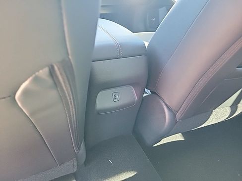 New 2025 Nissan Sentra SR w/ SR Premium Package FWD image 35