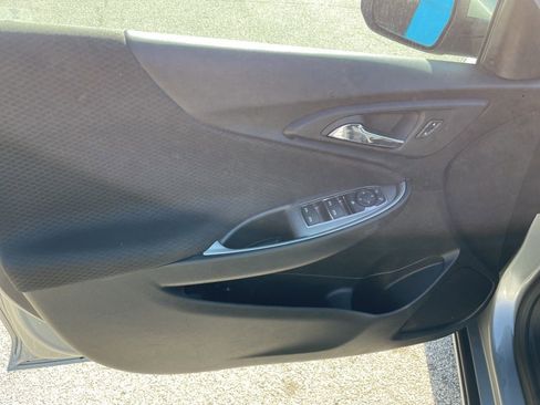 Used 2024 Chevrolet Malibu LT FWD image 5