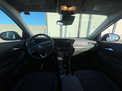 Used 2025 Buick Encore GX Preferred image 33