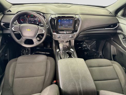Used 2023 Chevrolet Traverse LT FWD image 23