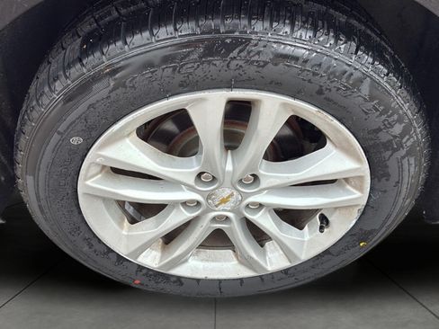 Used 2016 Chevrolet Malibu LT FWD image 8