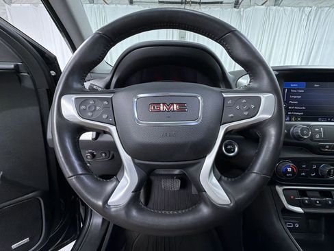 Used 2022 GMC Terrain SLT w/ Infotainment Package II AWD/4WD image 26