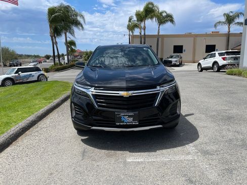 Used 2024 Chevrolet Equinox LT FWD image 2