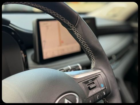 Used 2023 INFINITI QX60 Sensory w/ Vision Package FWD image 31