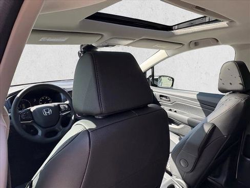 New 2026 Honda Odyssey EX-L image 17