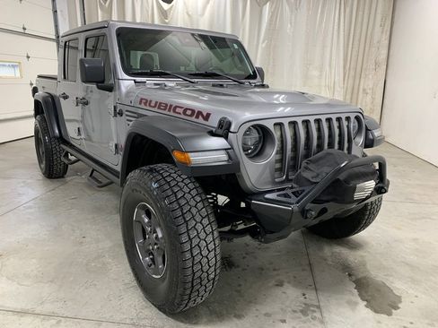 Used 2020 Jeep Gladiator Rubicon image 2