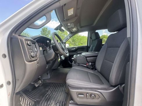 Used 2022 Chevrolet Silverado 1500 Custom AWD/4WD image 13