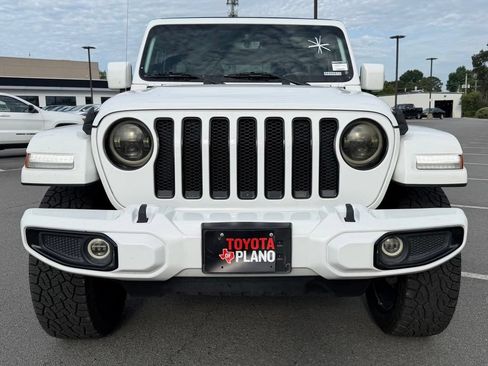 Used 2021 Jeep Wrangler Unlimited Sahara AWD/4WD image 2