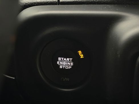 Used 2020 Jeep Wrangler Unlimited Sahara w/ Uconnect 4C Nav & Sound Group image 30