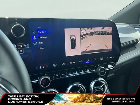 Used 2024 Chevrolet Blazer EV LT AWD/4WD image 32