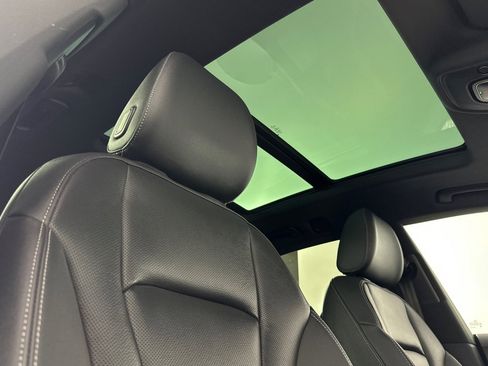 Used 2022 Audi Q8 Premium Plus w/ Premium Plus Package image 16