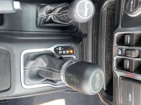 Used 2022 Jeep Wrangler Unlimited Sahara w/ Cold Weather Group AWD/4WD image 27