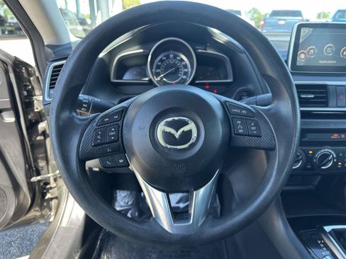 Used 2016 MAZDA MAZDA3 i Sport w/ Preferred Equipment Package FWD image 12