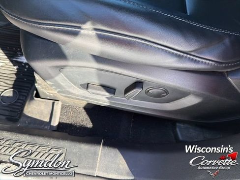 Used 2022 Ford Explorer XLT w/ Equipment Group 202A AWD/4WD image 15