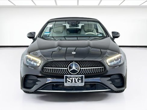 Used 2023 Mercedes-Benz E 450 Cabriolet image 2
