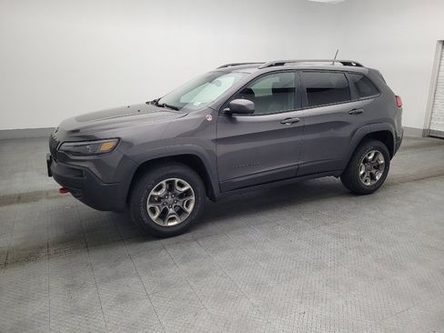 Used 2019 Jeep Cherokee Trailhawk w/ Cold Weather Group image 2