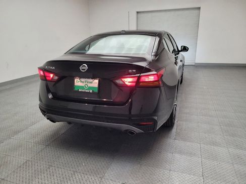 Used 2021 Nissan Altima 2.5 SR image 7