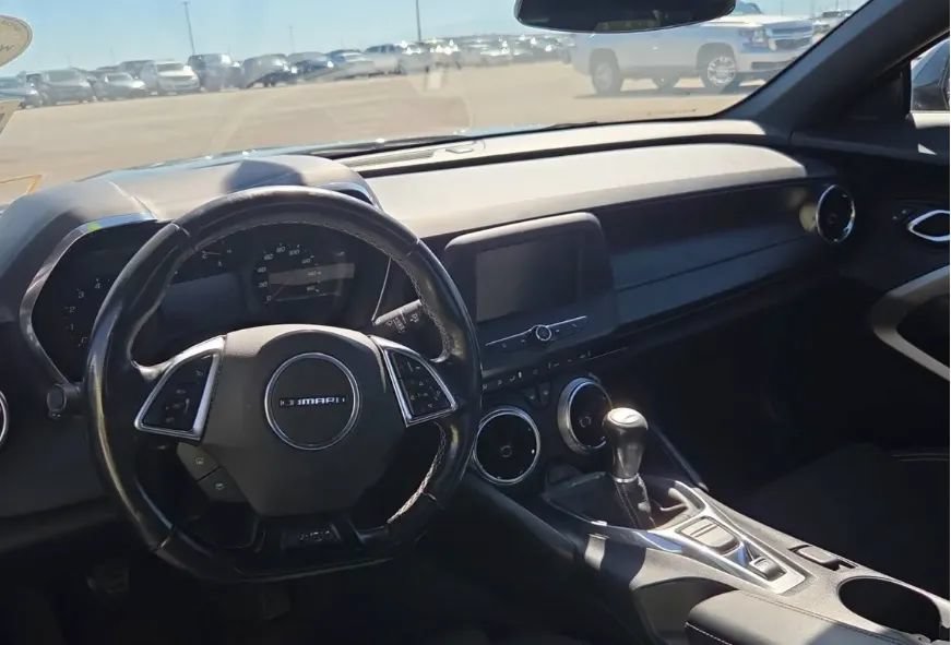 Used 2017 Chevrolet Camaro LS RWD image 2