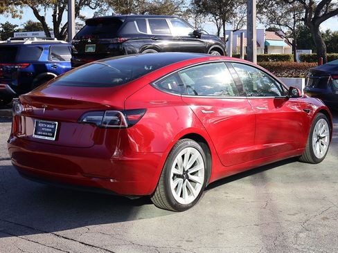 Used 2023 Tesla Model 3 Standard Range image 8