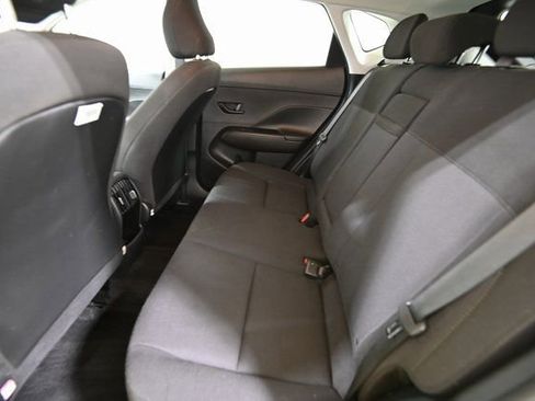 Used 2024 Hyundai Kona SEL image 8