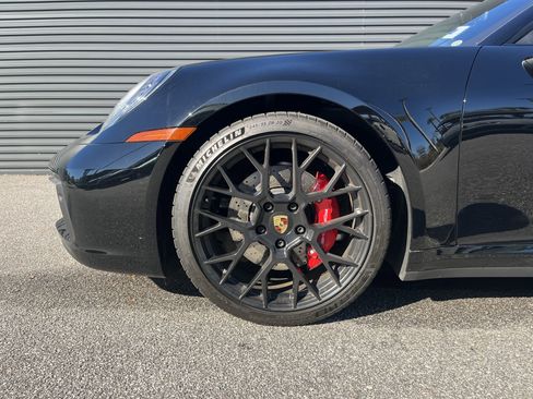 Certified 2023 Porsche 911 Carrera S image 12