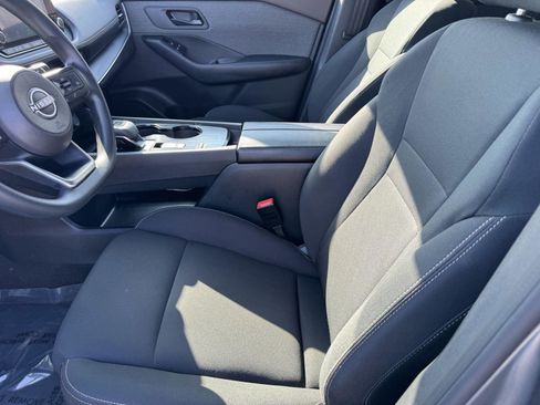Used 2023 Nissan Rogue S FWD image 13