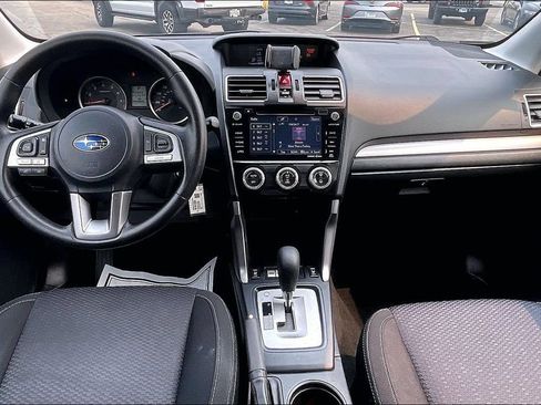 Used 2018 Subaru Forester 2.5i Premium w/ Protection Package #1 AWD/4WD image 18