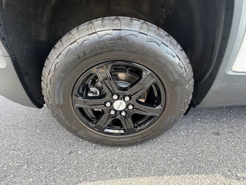 Certified 2023 GMC Acadia AT4 AWD/4WD image 21