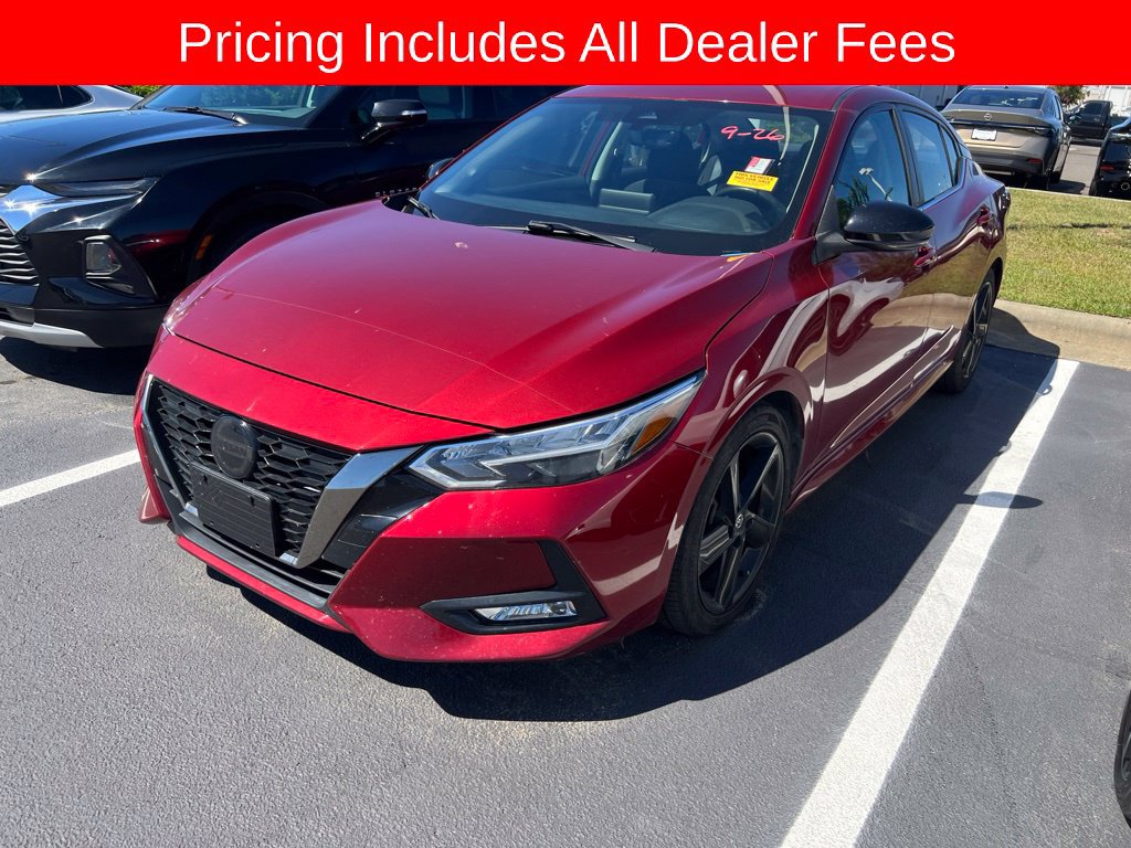 Used 2022 Nissan Sentra SR w/ Lighting Package FWD image 2