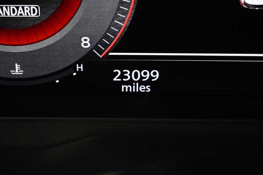 Used 2025 Nissan Rogue Platinum FWD image 27