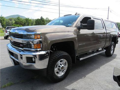 Used 2015 Chevrolet Silverado 2500 LT AWD/4WD image 1