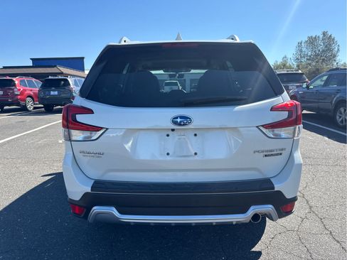Used 2023 Subaru Forester Touring w/ Popular Package #2 AWD/4WD image 6