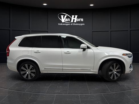 Used 2024 Volvo XC90 T8 Ultimate w/ Protection Package Premier AWD/4WD image 8
