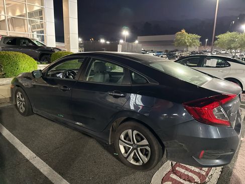 Used 2018 Honda Civic LX image 3