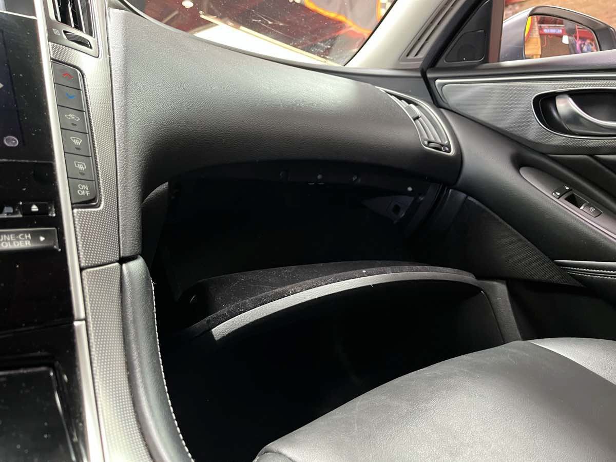 Used 2017 INFINITI Q50 2.0t w/ Moonroof Package AWD/4WD image 20