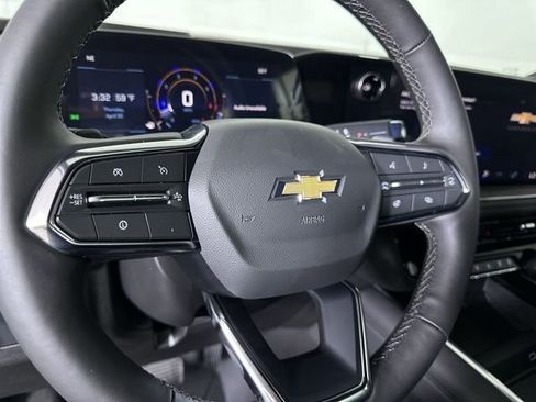 New 2026 Chevrolet Suburban LT w/ Comfort Package AWD/4WD image 11